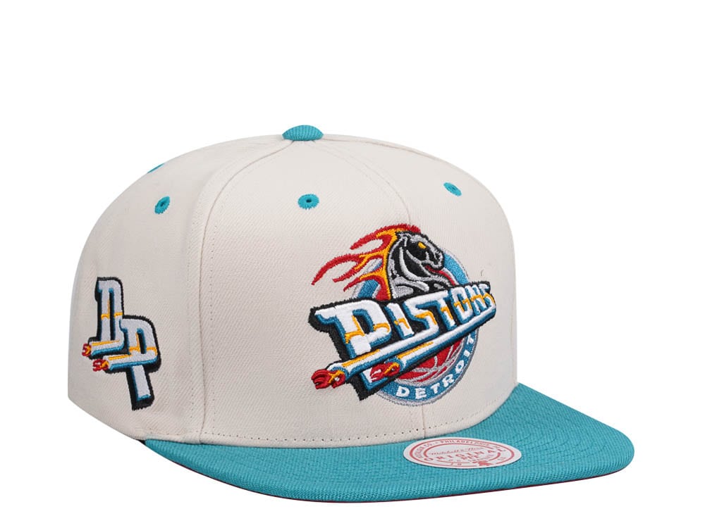 Mitchell & Ness Detroit Pistons Sail Off White Two Tone Snapback Cap