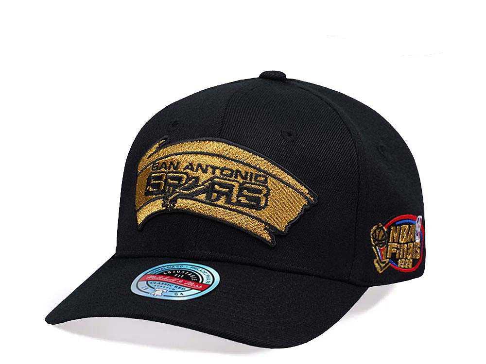 Mitchell & Ness San Antonio Spurs NBA Finals 1999 Gold Hardwood Classic Red Flex Snapback Cap